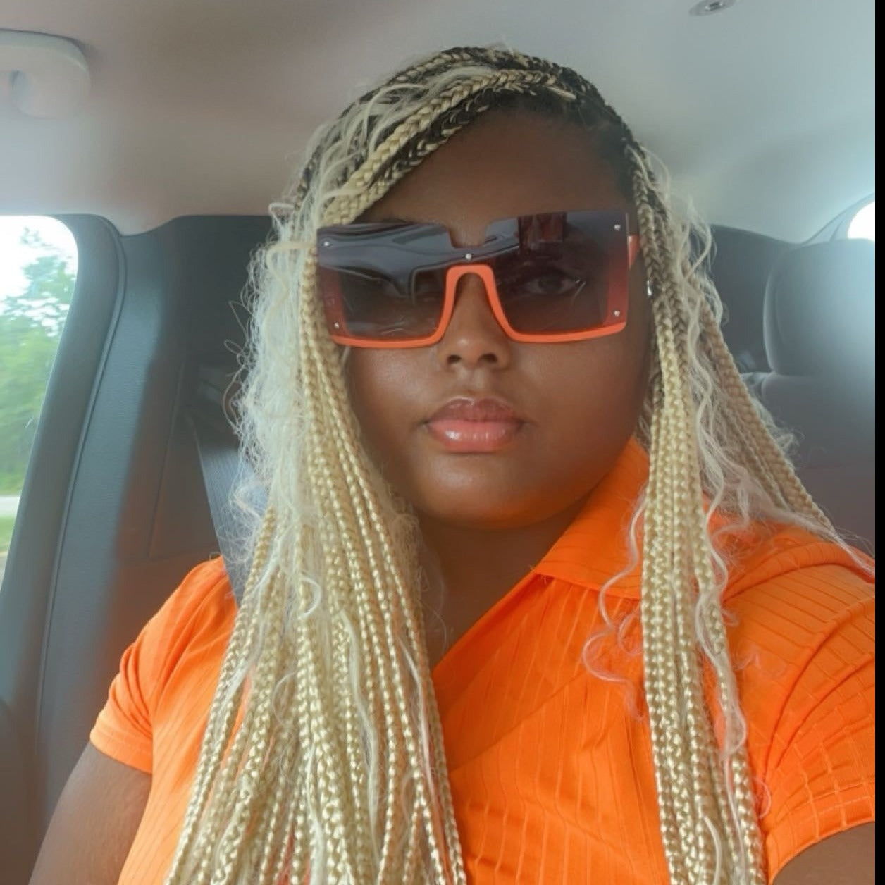 THE LUXE VIEW (Orange)