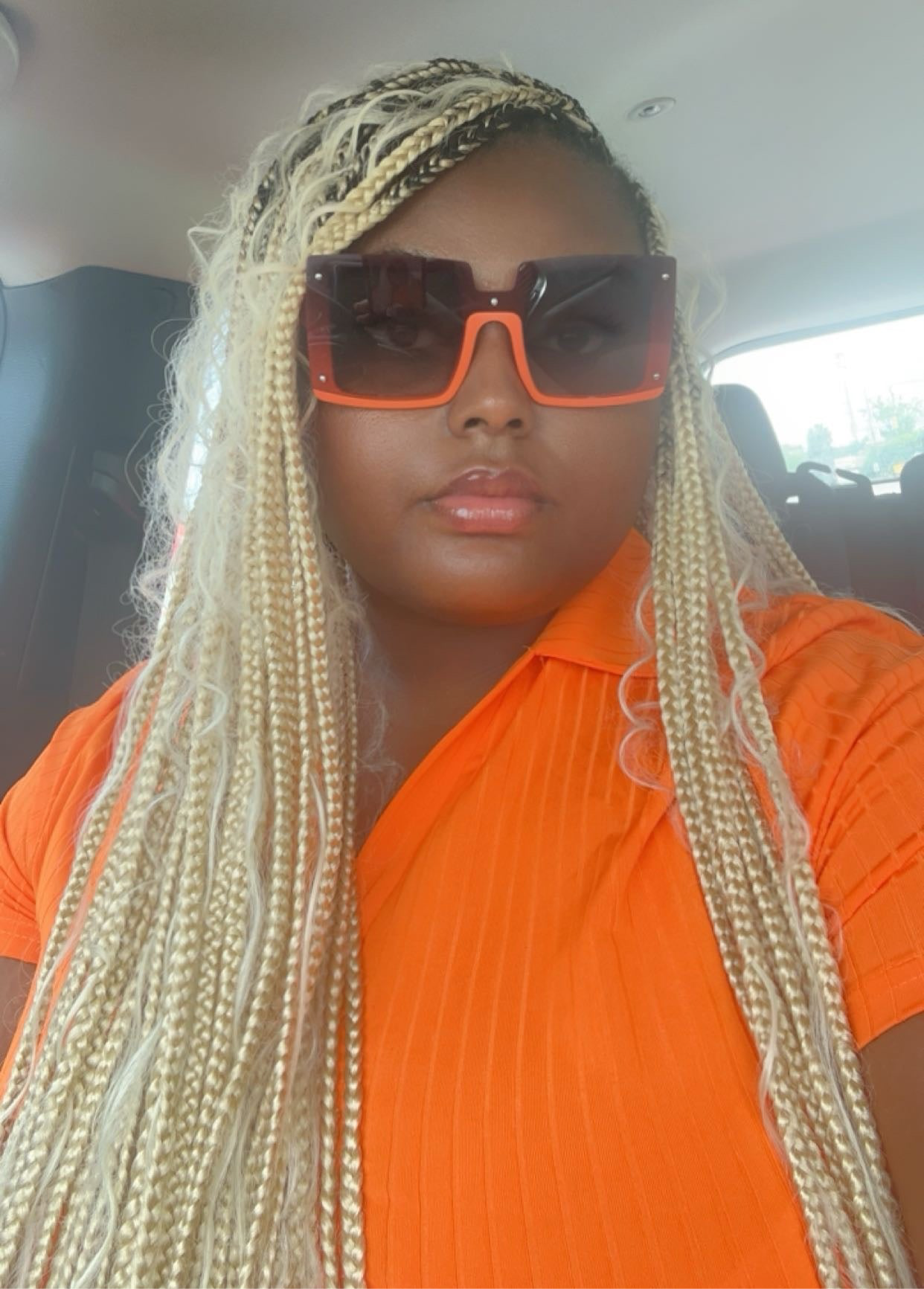 THE LUXE VIEW (Orange)